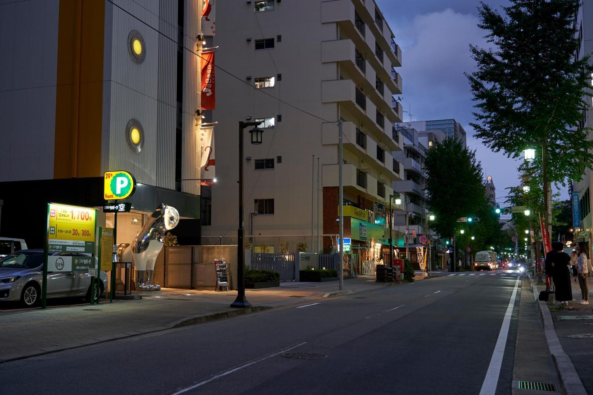 Webase Hakata Hostel Fukuoka  Esterno foto